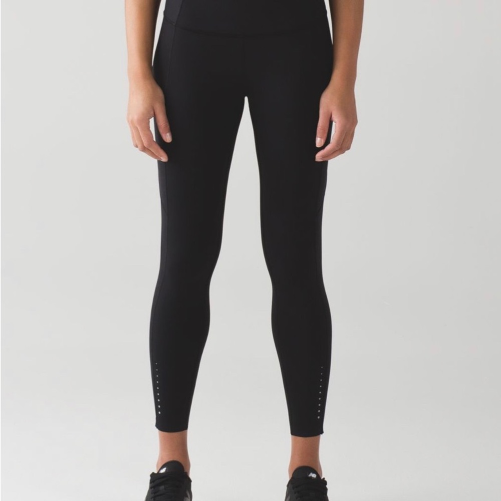 Lululemon Fast and Free 7/8 Tight. Size 6